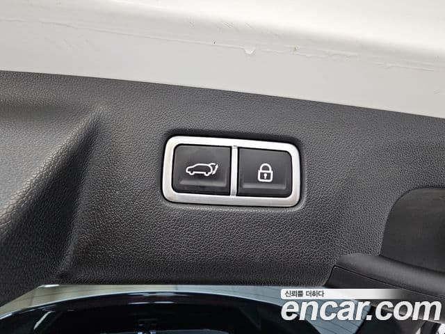 Kia Sorento 2022 — Фото 18/20