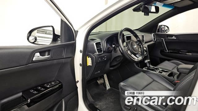 Kia Sportage The Bold 2018 — ფოტო 10/20
