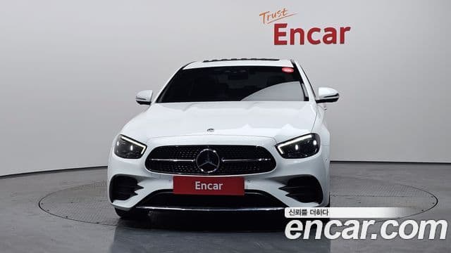 Mercedes-Benz E-Class 2020 — фото 3 из 20