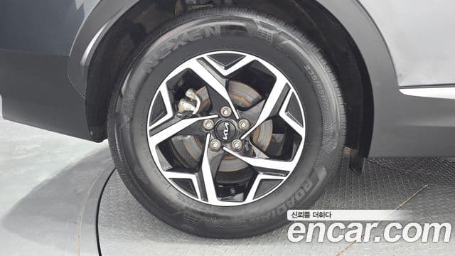 Kia Sportage 2023 — фото 5 из 20