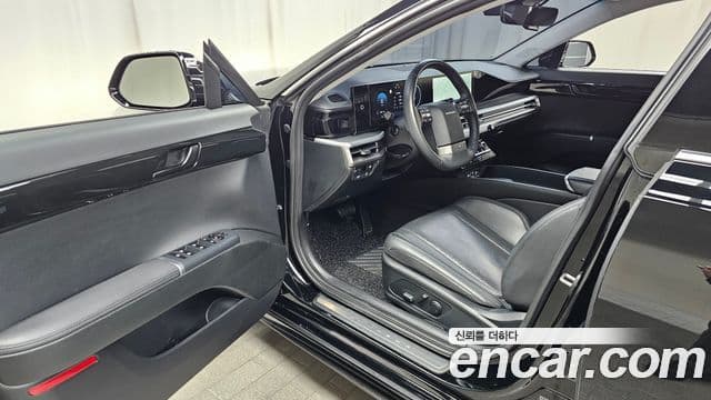 Hyundai Grandeur 2023 — ფოტო 10/20