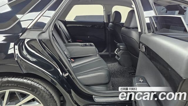 Hyundai Grandeur 2023 — фото 12 из 20
