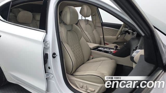 Genesis G70 2019 — ფოტო 12/20