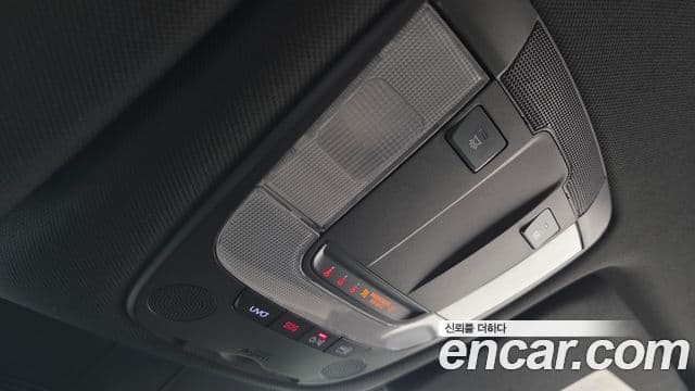 Kia Sorento 2021 — Şəkil 17/20