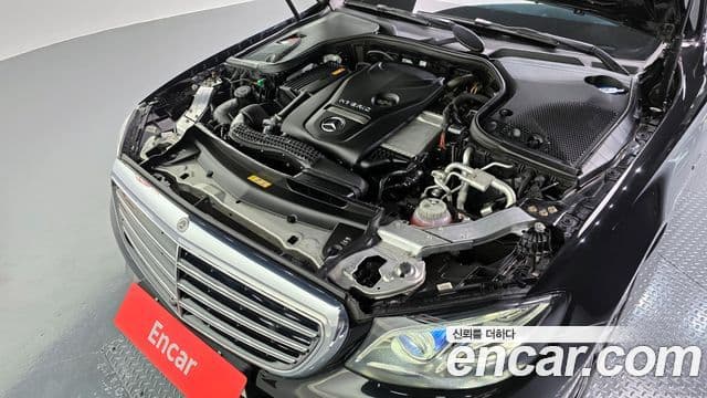 Mercedes-Benz E-Class 2019 — Şəkil 6/20
