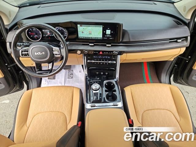 Kia Carnival 2021 — Şəkil 10/20