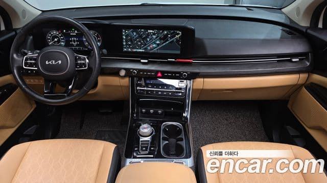 Kia Carnival 2021 — фото 7 из 20