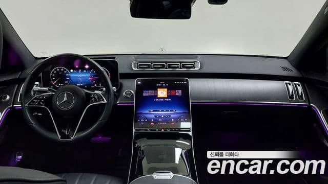 Mercedes-Benz S-Class 2025 — Photo 11/20