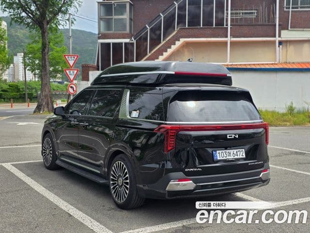 Kia Carnival 2024 — Şəkil 2/20