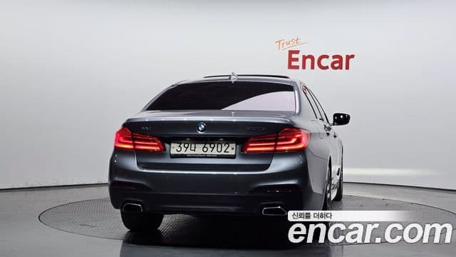 BMW 5 Series 2018 — Şəkil 4/20