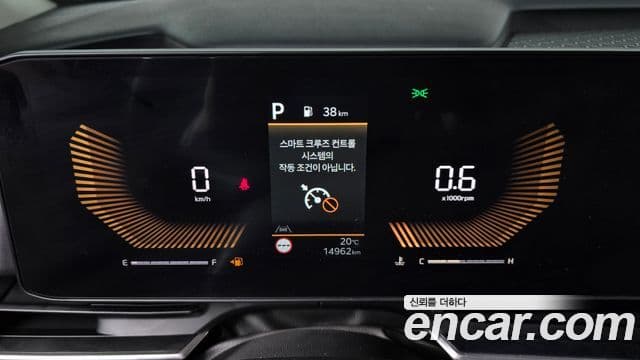 Kia Carnival 2024 — ფოტო 8/20