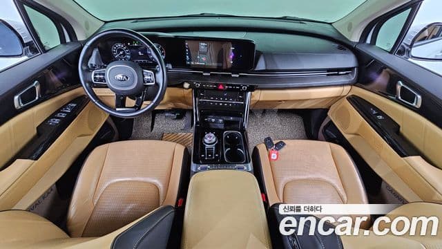 Kia Carnival 2021 — Фото 7/20