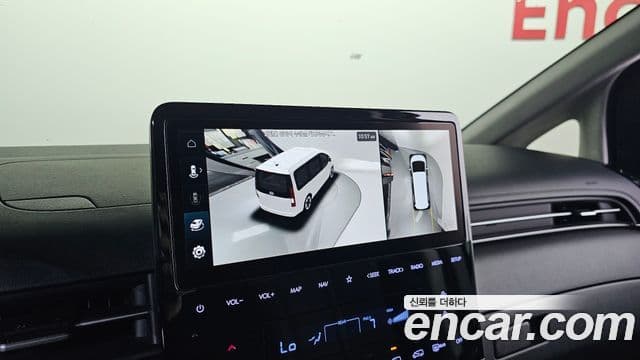 Hyundai Staria 2023 — ფოტო 15/20