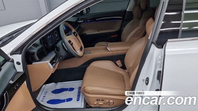 Hyundai Grandeur Hybrid 2023 — ფოტო 11/18