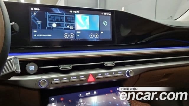 Hyundai Grandeur Hybrid 2023 — ფოტო 17/18