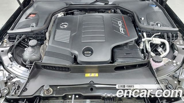 Mercedes-Benz AMG GT 2025 — фото 5 из 17