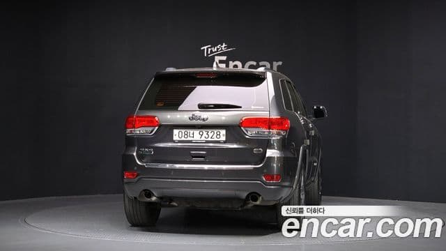 Jeep Grand Cherokee 2018 — Şəkil 4/20