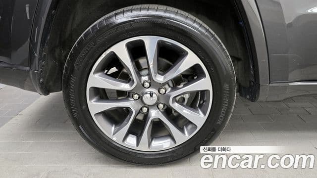 Jeep Grand Cherokee 2018 — Şəkil 5/20