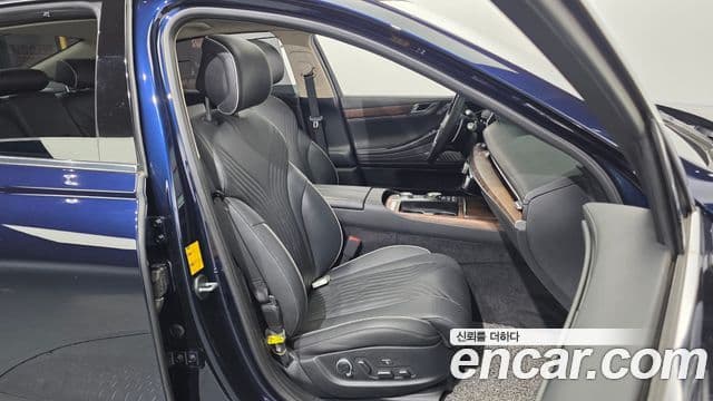 Genesis Electrified G80 2023 — фото 12 из 20