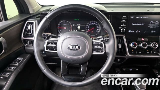 Kia Sorento 2020 — фото 12 из 20