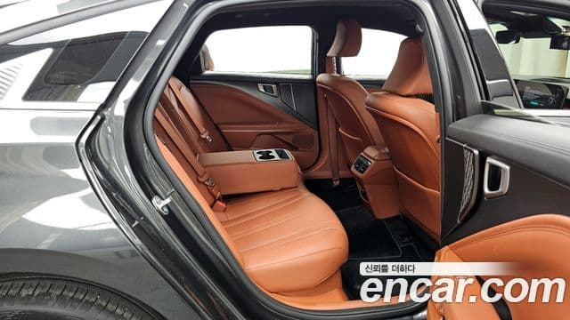 Kia K8 2025 — фото 12 из 20