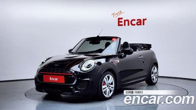 Mini Cooper S Convertible 2020 — Фото 1/20