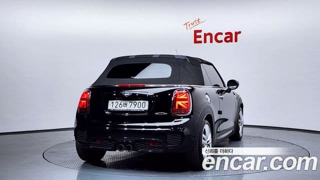 Mini Cooper S Convertible 2020 — Фото 4/20