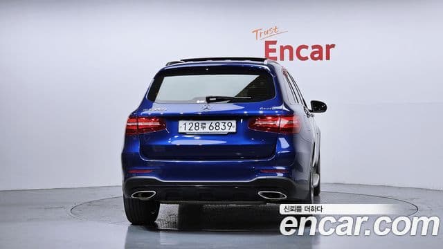 Mercedes-Benz GLC-Class 2018 — Şəkil 4/20