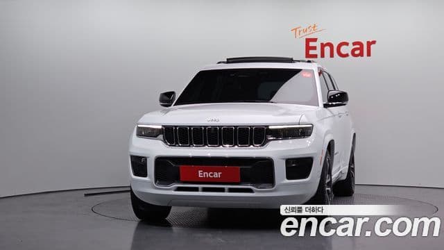Jeep Grand Cherokee 2021 — ფოტო 3/20