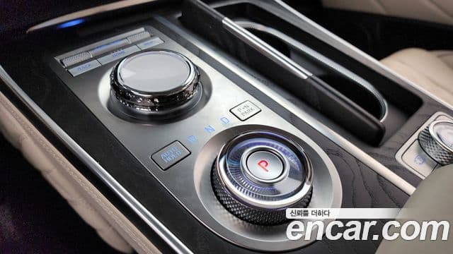 Genesis GV80 2023 — Şəkil 9/20