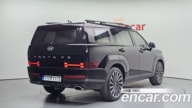 Hyundai Santa Fe 2023 — фото 2 из 20