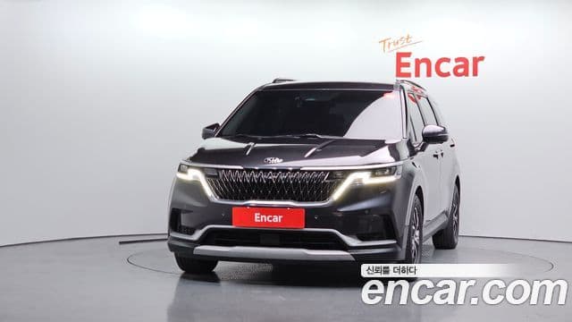 Kia Carnival 2021 — ფოტო 3/20