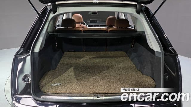 Audi Q7 2019 — фото 18 из 20