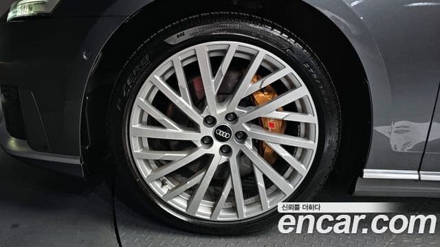 Audi A8 2021 — Şəkil 5/20