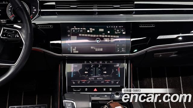 Audi A8 2021 — Şəkil 15/20
