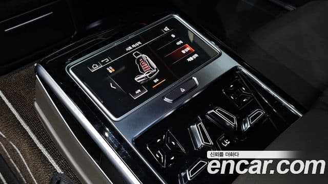 Audi A8 2021 — Şəkil 20/20
