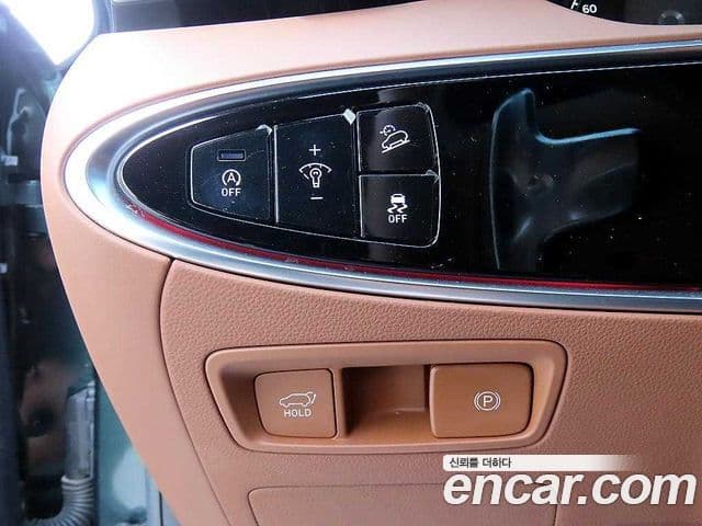 Genesis GV70 2021 — фото 11 из 19