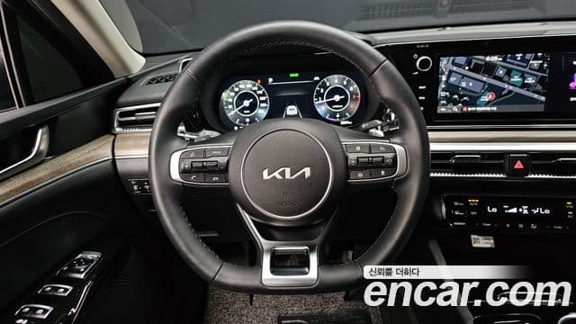Kia K5 2022 — фото 13 из 20