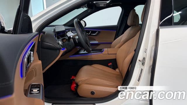 Mercedes-Benz E-Class 2025 — ფოტო 10/20