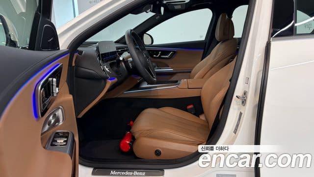 Mercedes-Benz E-Class 2025 — фото 11 из 20