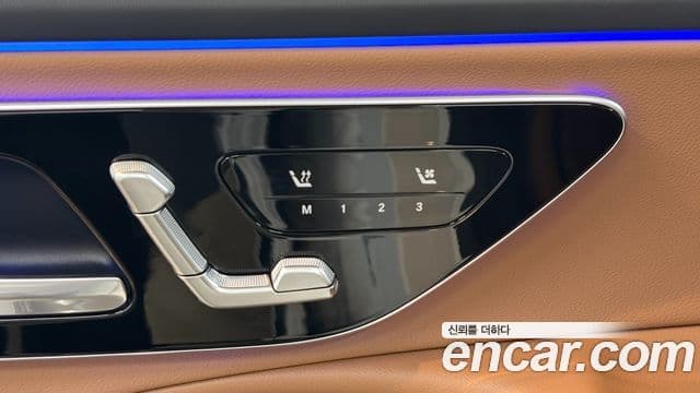 Mercedes-Benz E-Class 2025 — фото 13 из 20