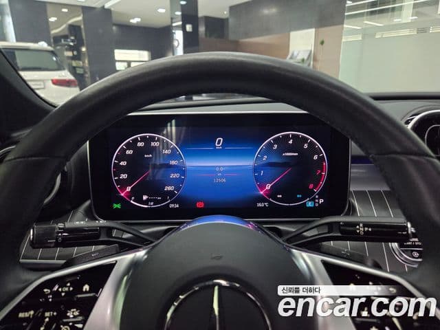 Mercedes-Benz C-Class 2024 — Şəkil 7/20