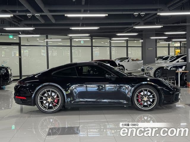Porsche 911 2020 — Şəkil 1/15