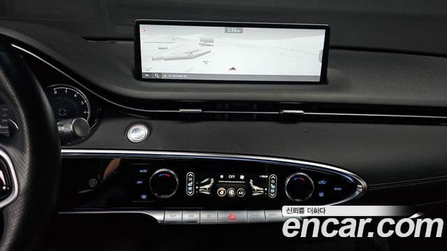 Genesis GV70 2022 — фото 14 из 20