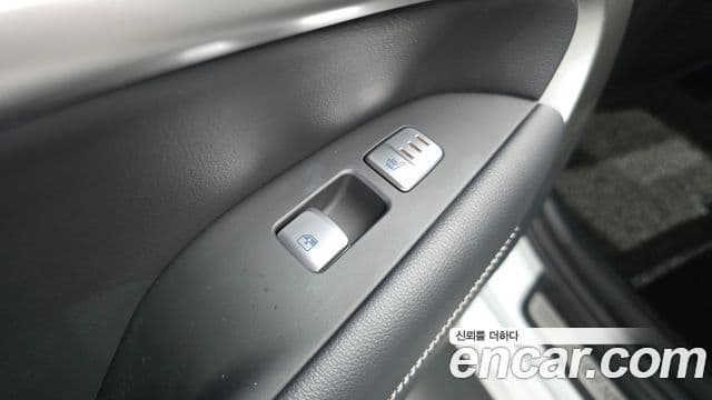 Genesis G70 2021 — Şəkil 19/20