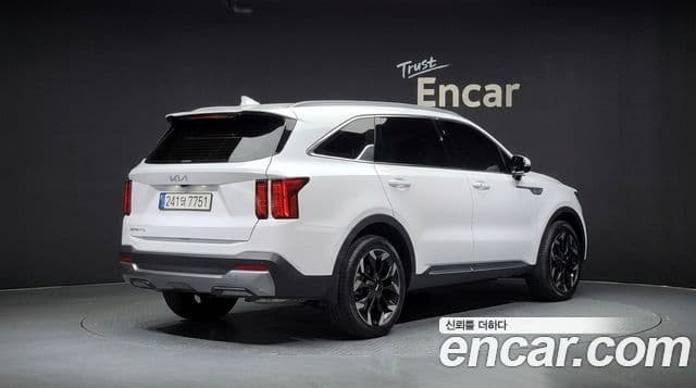 Kia Sorento 2025 — Şəkil 2/20