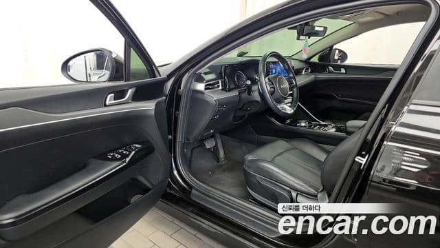 Kia K5 2021 — фото 10 из 20