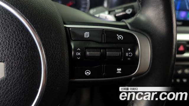 Kia K5 2021 — фото 18 из 20