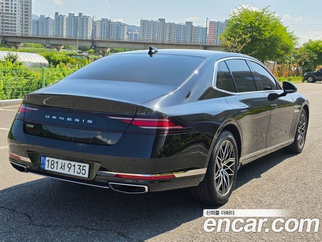 Genesis G90 2022 — Şəkil 6/18
