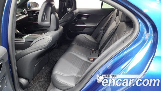 Mercedes-Benz C-Class 2023 — Фото 11/20